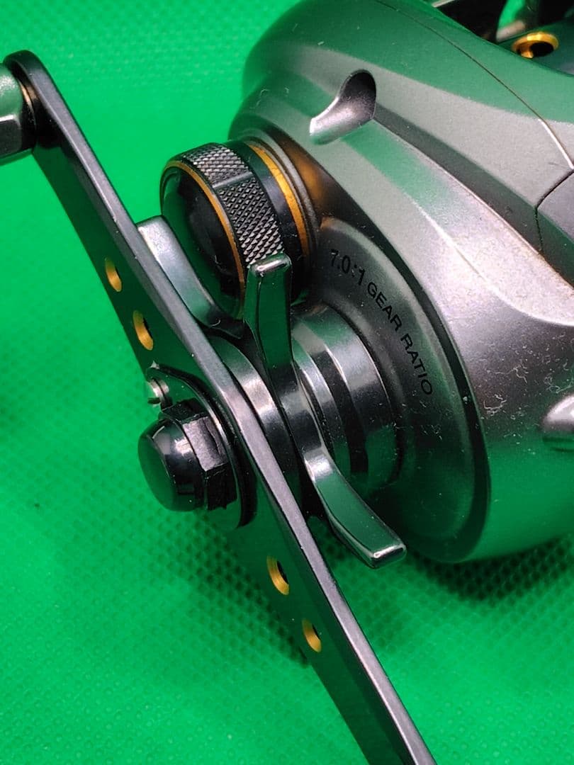 シマノ　SHIMANO　アルデバランMg7　ベイトリール