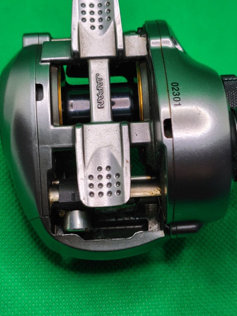 シマノ　SHIMANO　アルデバランMg7　ベイトリール