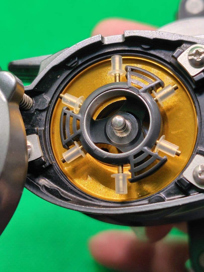 シマノ　SHIMANO　アルデバランMg7　ベイトリール
