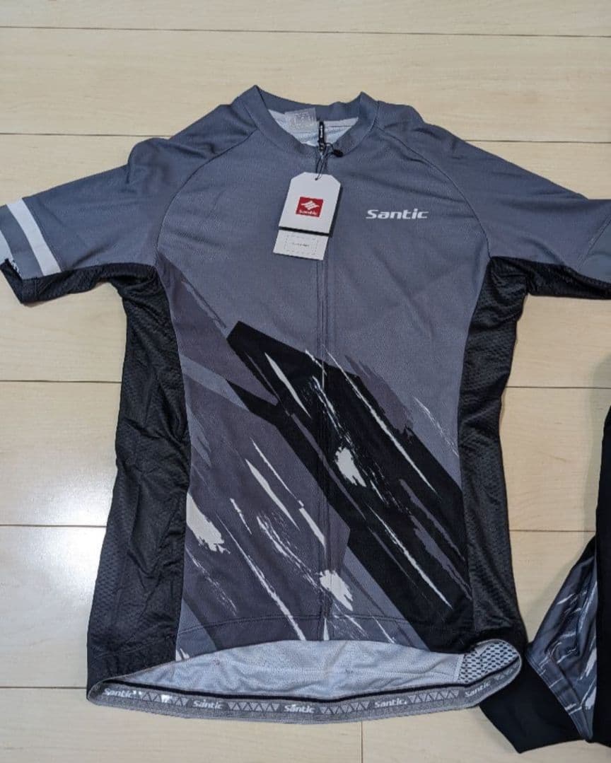 新品　Santic サンティック　サイクルジャージ　セットアップ　Lサイズ