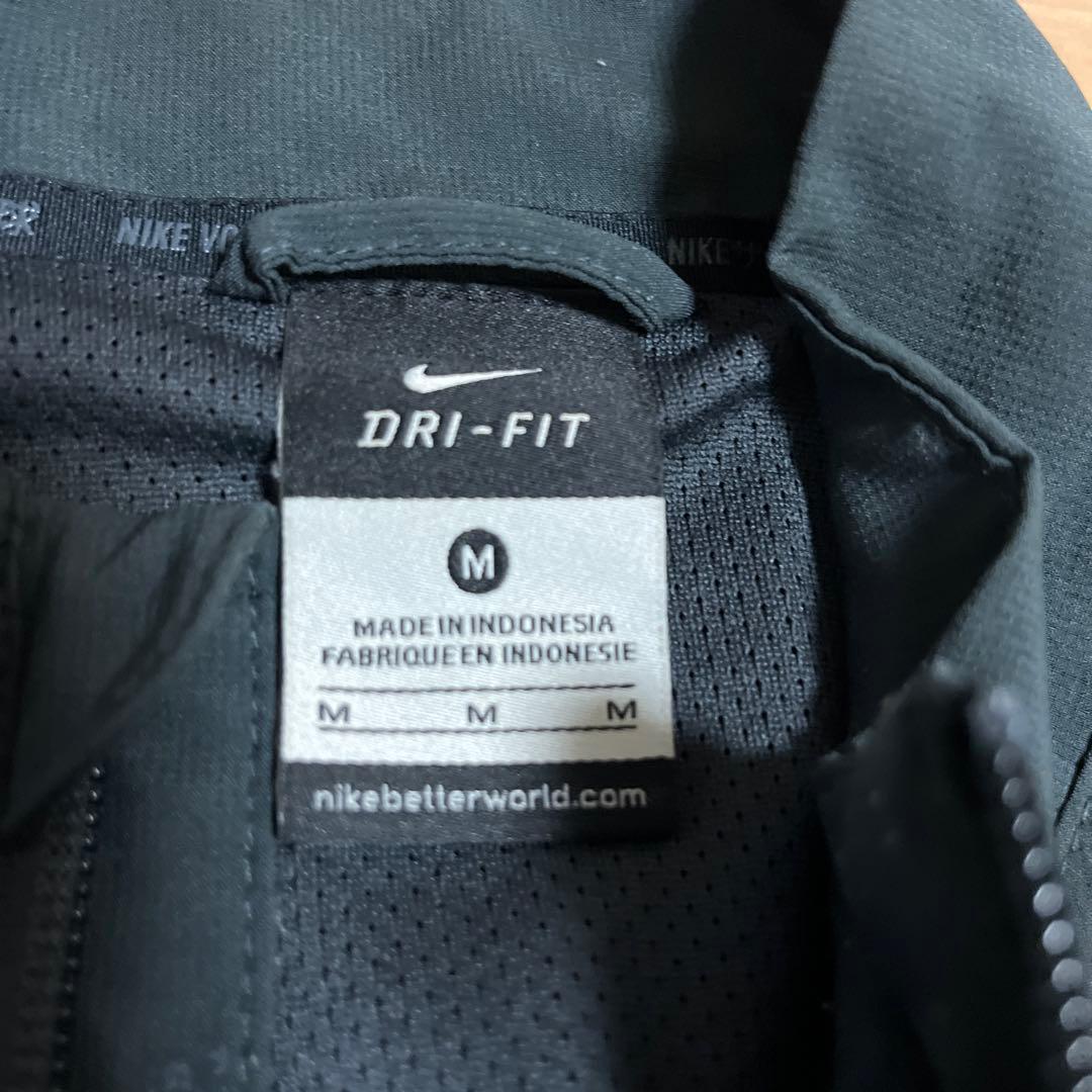 ユベントス　ナイキ DRI-FIT ウィンドブレーカー M