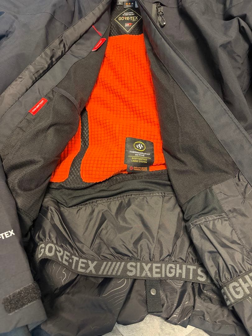 686 GORE-TEX GT THERMAGRAPH JACKET 未使用