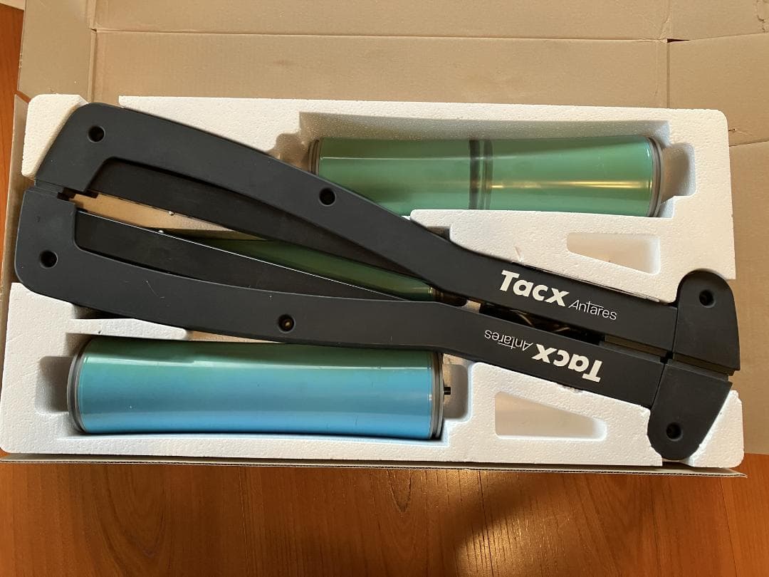 TACX　ANTARES アンタレス 3本ローラー トレーニング用ローラー台