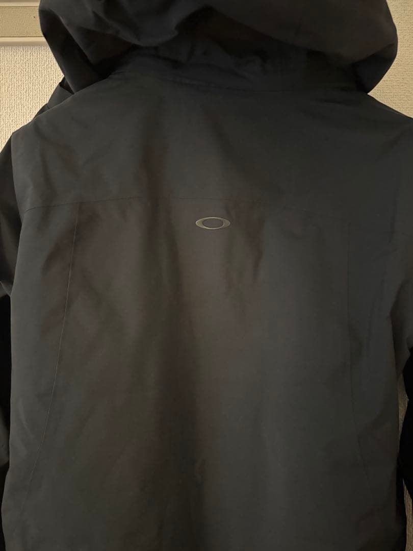 【値段交渉可】美品　オークリー　Oakley スノボ　スキーウェア　ゴアテックス