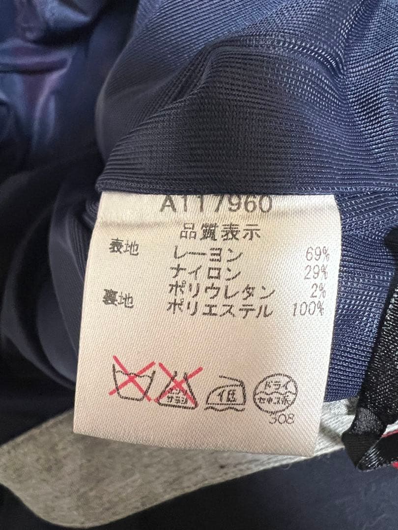 Archivio アルチビオ ゴルフ ショートパンツ 36 赤とネイビー