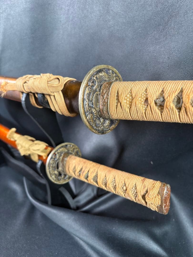 D021 豪華龍彫刻 模造刀 大小2本セット 金色・朱色鞘 龍透かし鍔