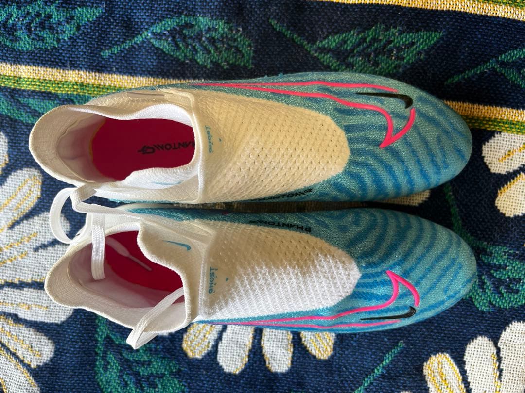 NIKE ファントムGX 25cm FGモデル