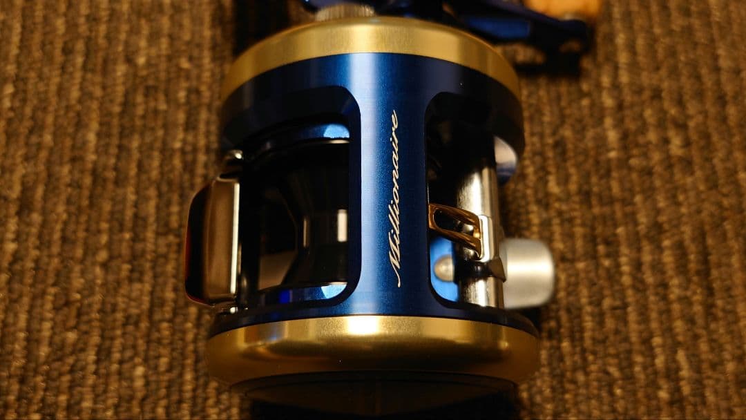 極上美品廃盤 ダイワ 03 ミリオネア ベイトキャスティングスペシャル 103L