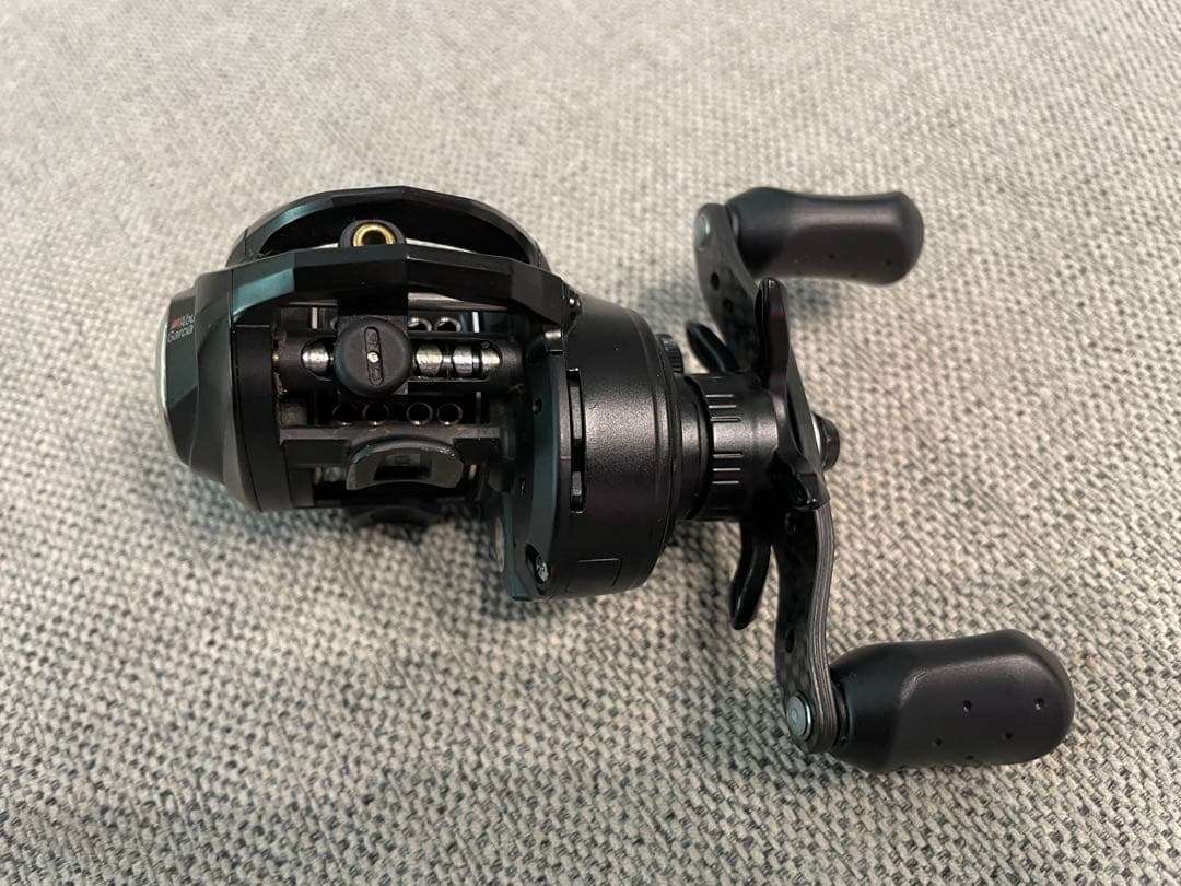 アブガルシア ロキサーニBF8 左巻き　AbuGarcia ROXANI L