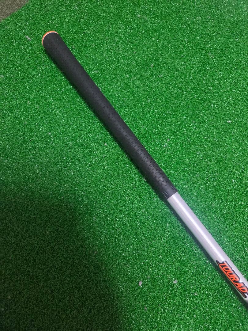 GRAPHITE DESIGN 　ツアーAD　IZ　5X　ドライバー