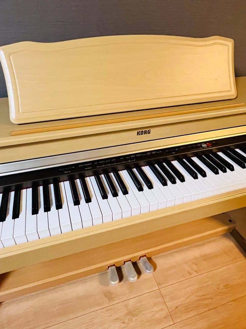 KORG 多機能　電子ピアノ 88鍵 ナチュラルブラウン