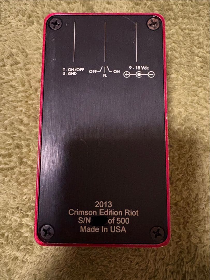 Suhr Limited Edition Crimson Riot 500台限定