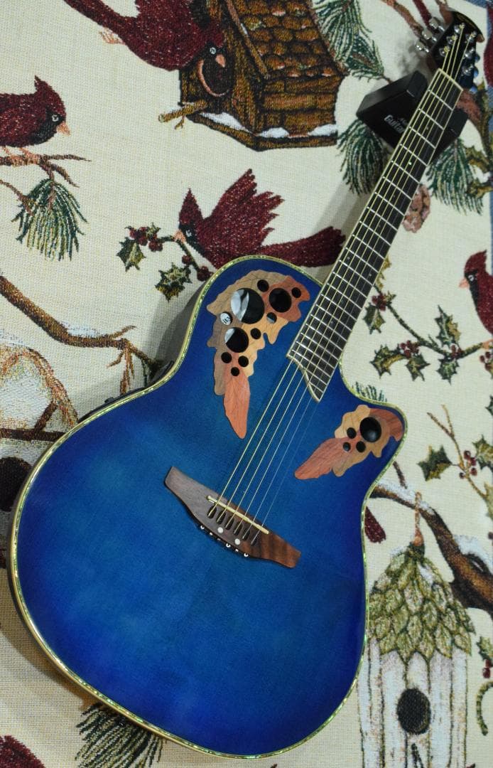Ovation Celebrity CC48 Blue ハードケース付 動作良好