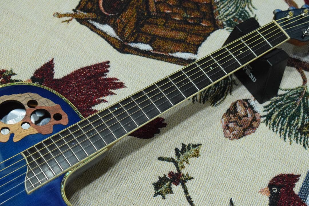 Ovation Celebrity CC48 Blue ハードケース付 動作良好