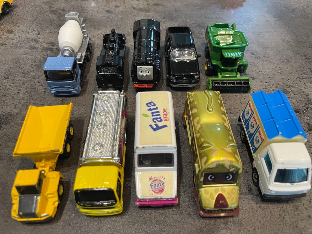 トミカ 他 ミニカー 100台 まとめ バラ売り不可 日本製　旧車 絶版モデル