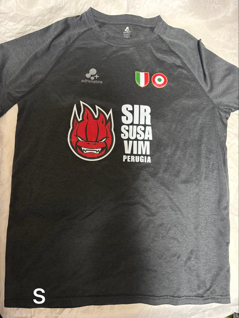 石川祐希　SirSusaVimPerugia ペルージャ　練習着
