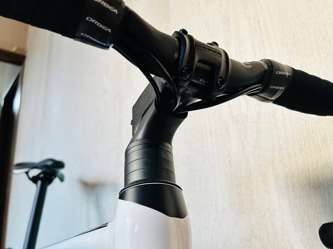 【超美品】Orbea Avant H40-D ※届いてすぐ乗れます！