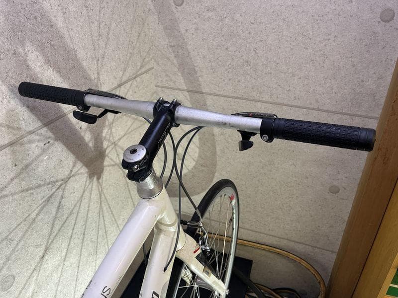 SPECIALIZED Sirrus ELITE　スペシャライズド　クロスバイク