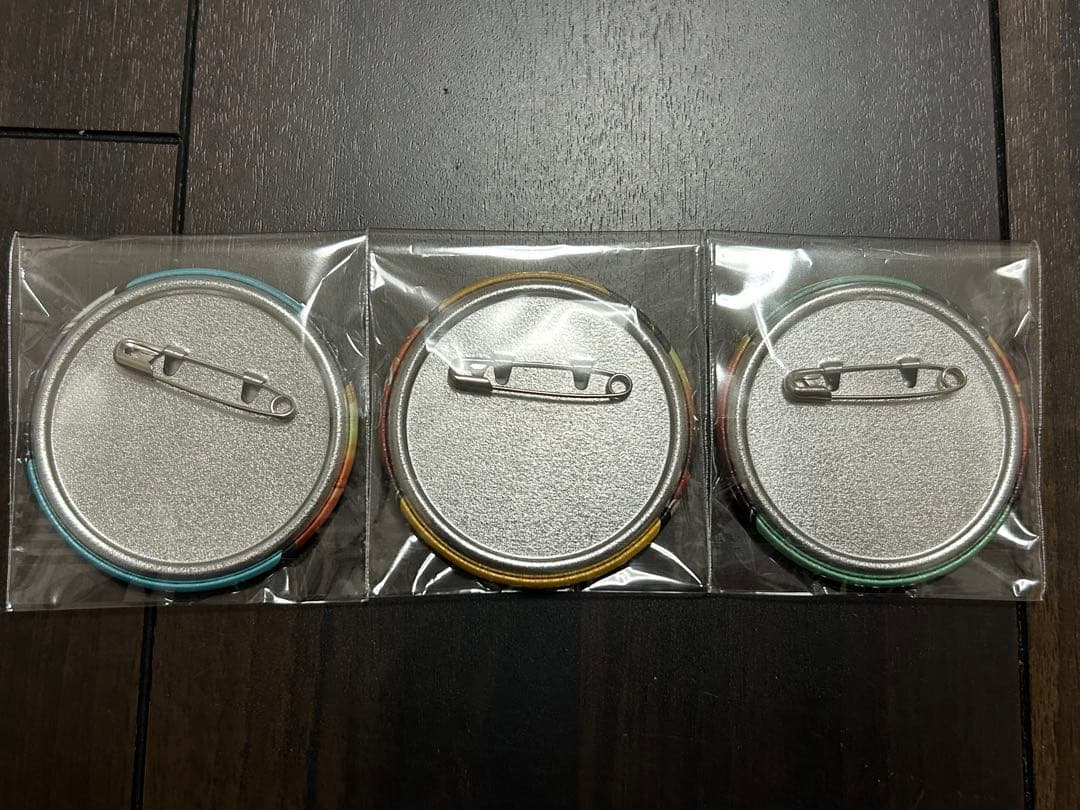 呪術廻戦 懐玉 玉折 五条悟 夏油傑 入家硝子 特典 缶バッジ TOHO TaS