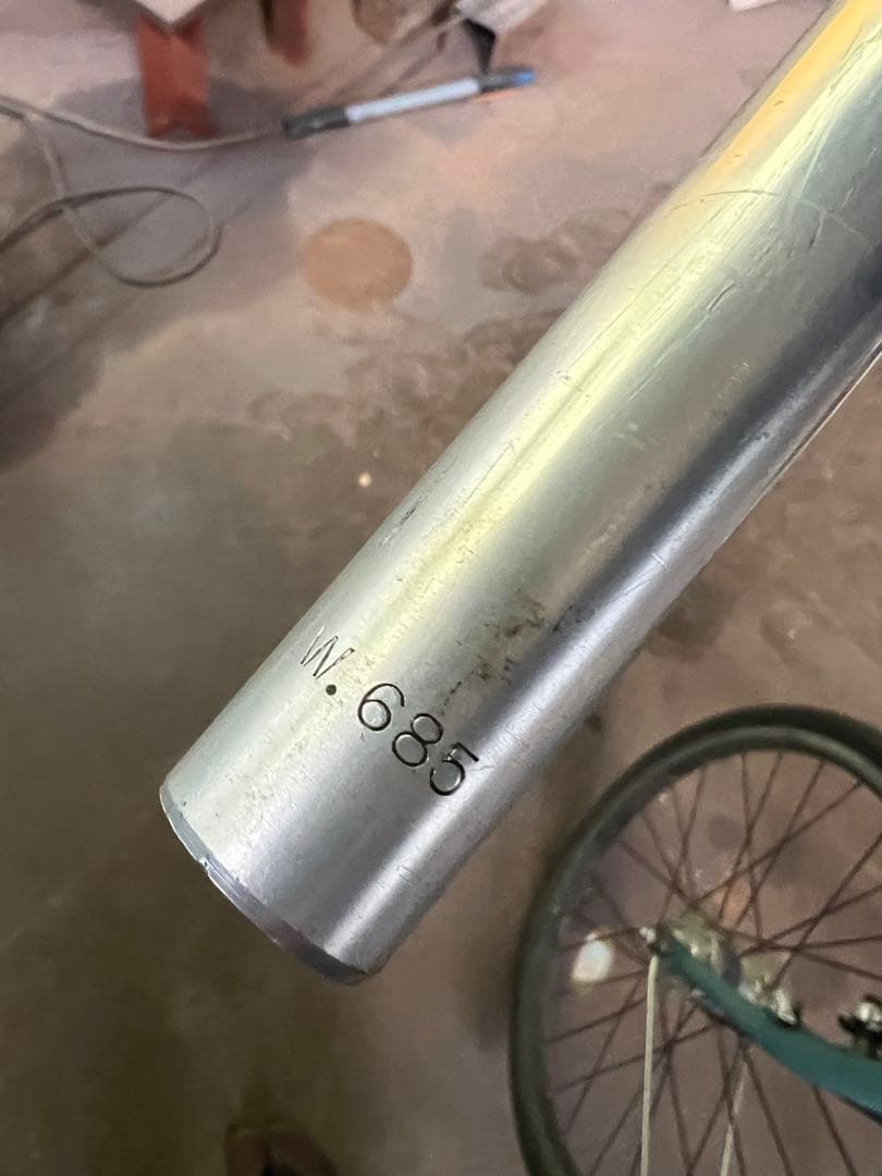 アルミ製ライザーハンドルバーとステム