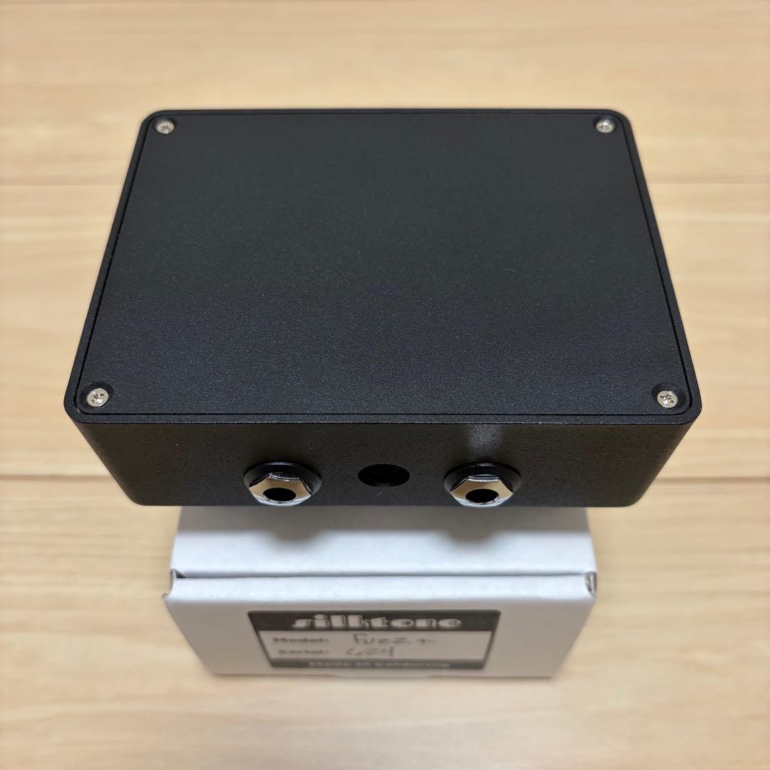 新品 未使用 silktone FUZZ+