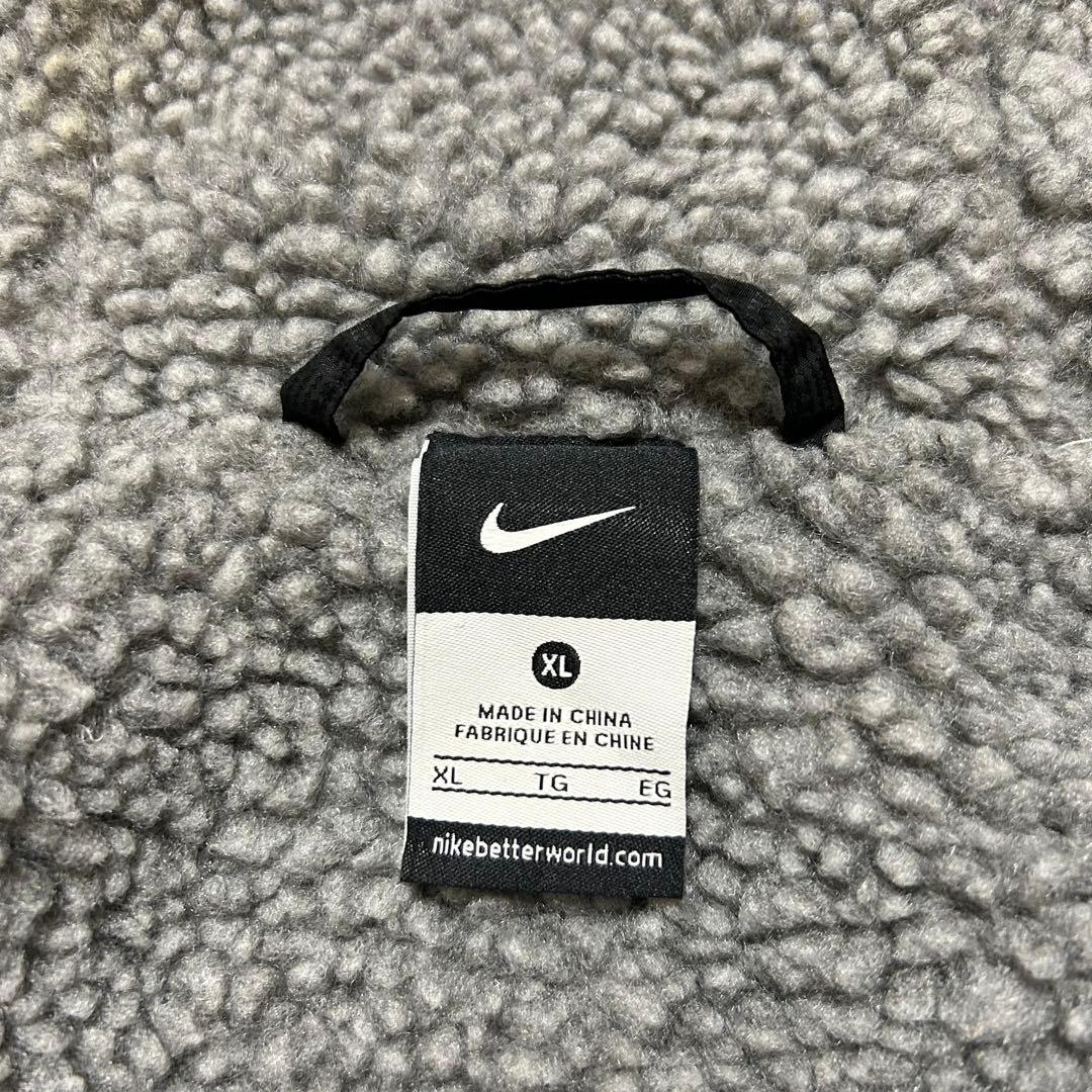 NIKE ナイキ　ベンチコート　ブラック　XL ゴールド刺繍　背面スウッシュ