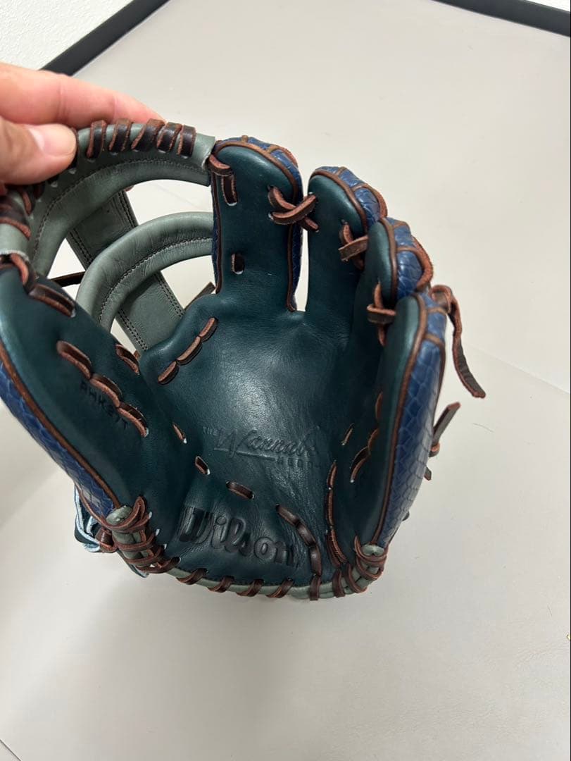 Wilson ワナビーヒーロー27型 軟式用グラブ