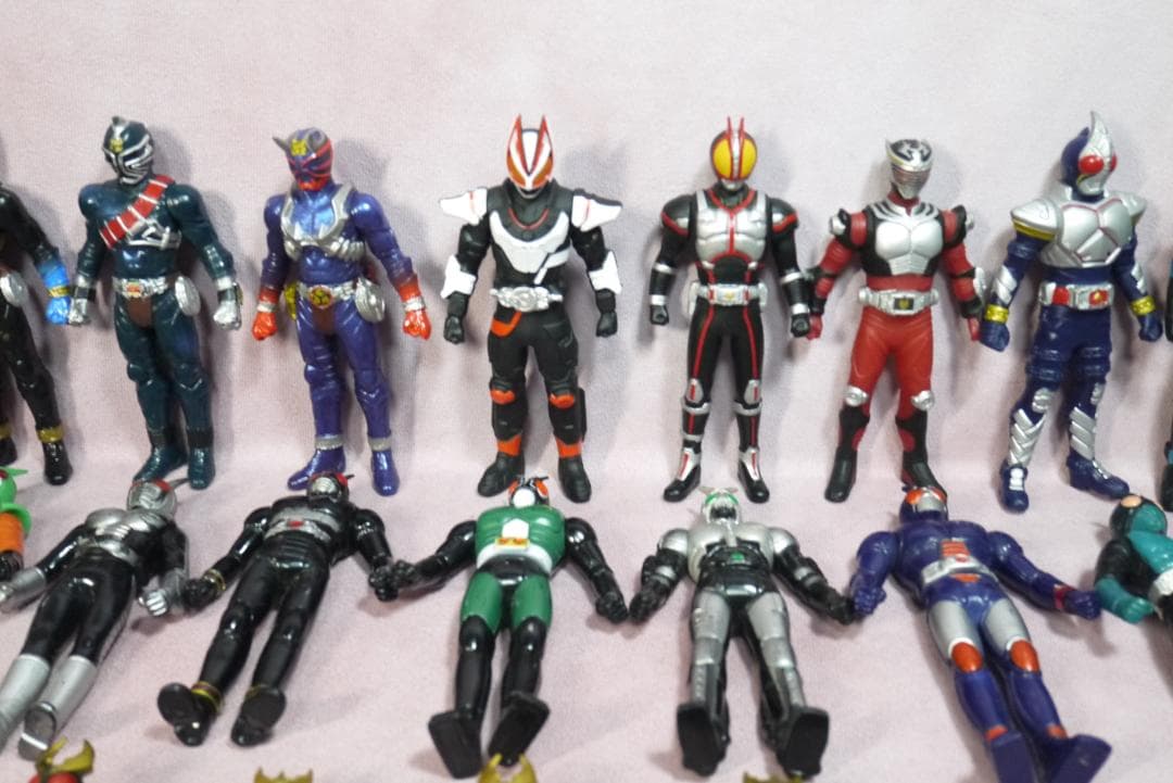 仮面ライダー　ミニソフビ　150体