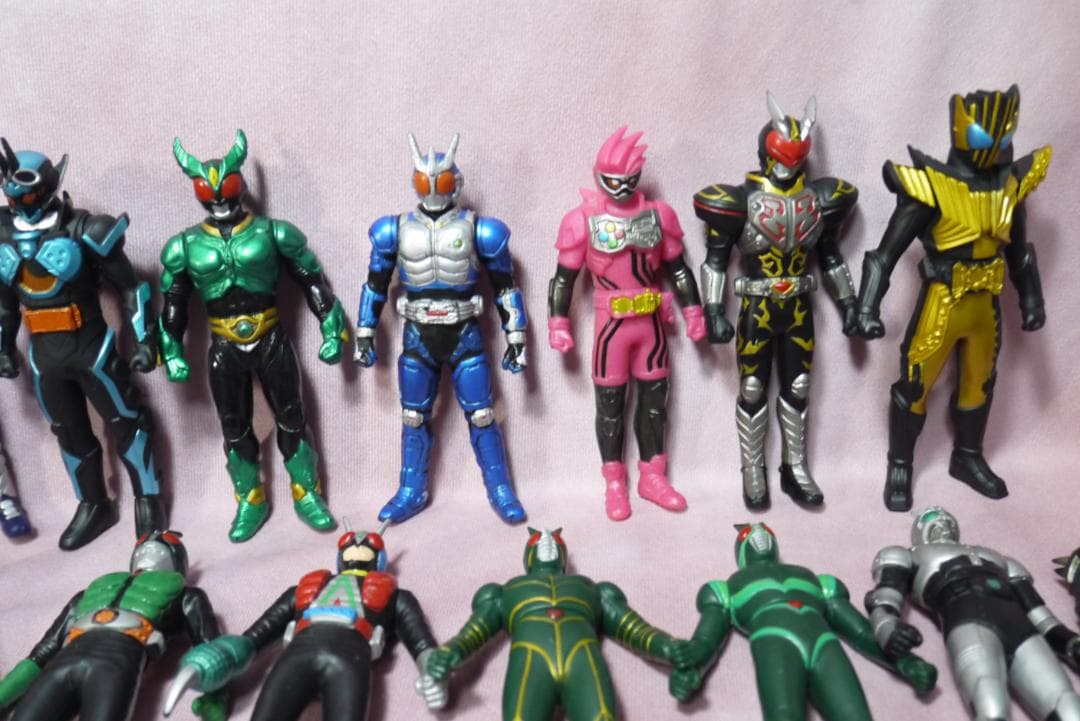 仮面ライダー　ミニソフビ　150体
