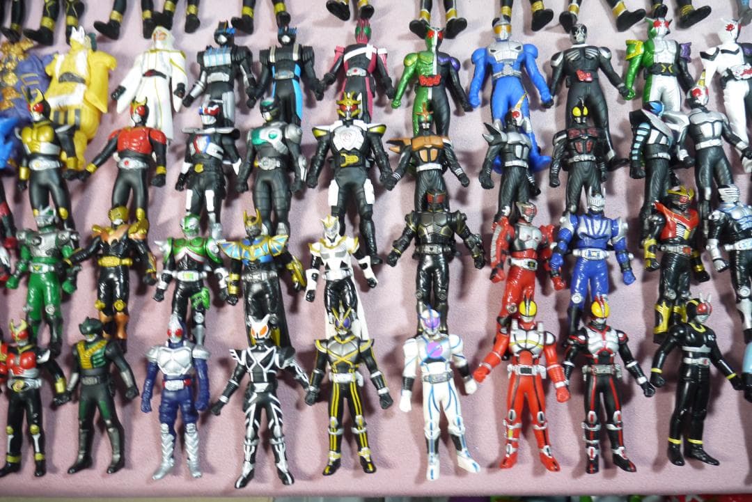 仮面ライダー　ミニソフビ　150体