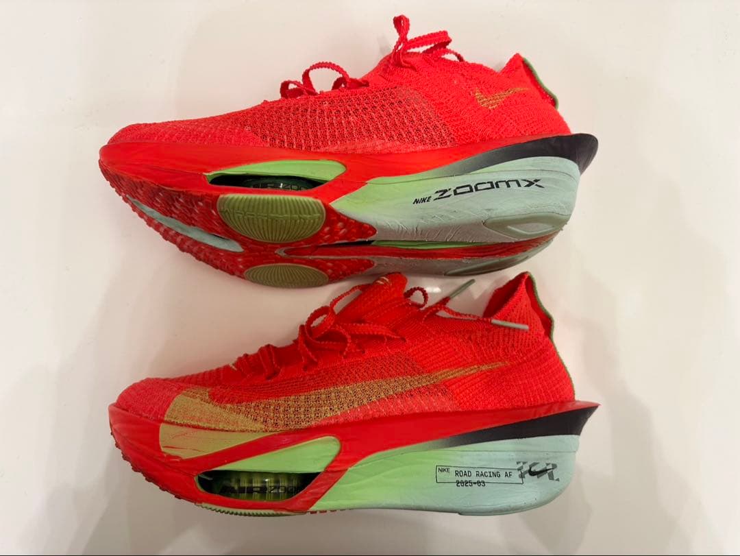 美品　Nike アルファフライ3 25.5cm