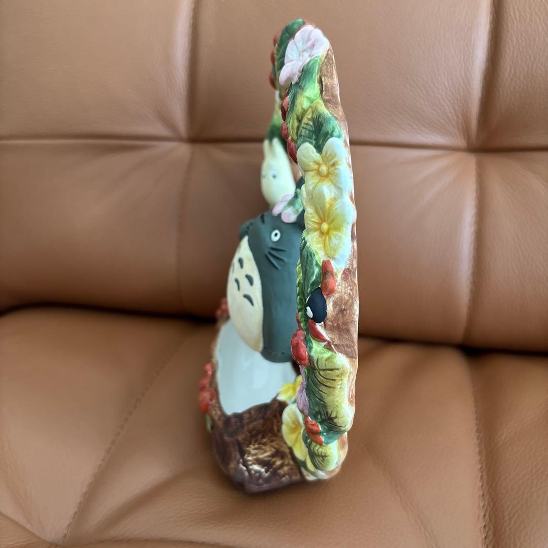 となりのトトロリース春 陶器 花受けリース 新品未使用