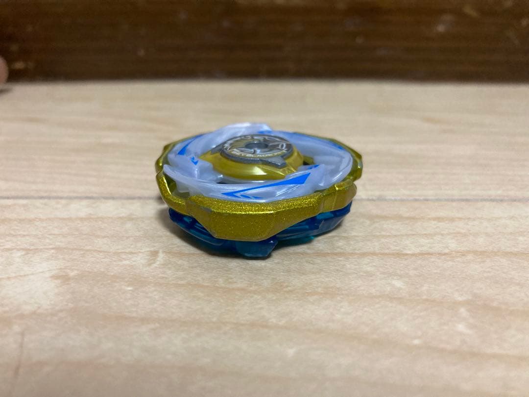 ベイブレードx ワルキューレボルトS4-70V
