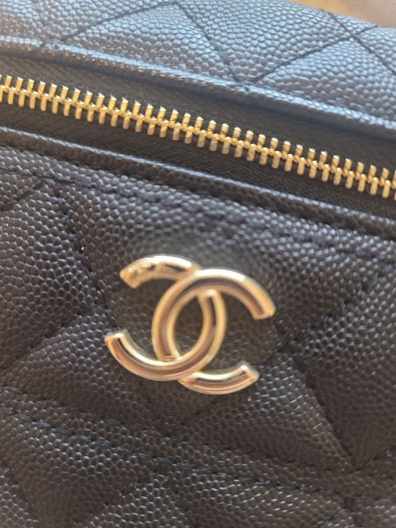ノベルティ CHANEL ブラック レザー ショルダーバッグ　MAKE UP