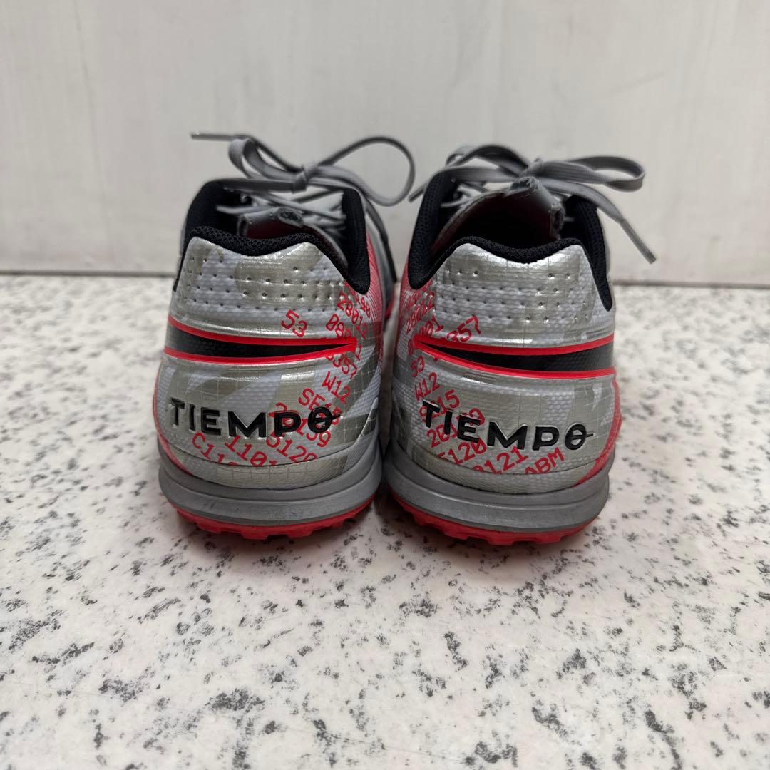 NIKE TIEMPO LEGEND 8 IC サッカー フットサル　シューズ