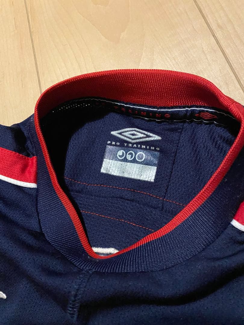 umbroアンブロ サッカーイングランド代表 トレーニングウェア シャツ