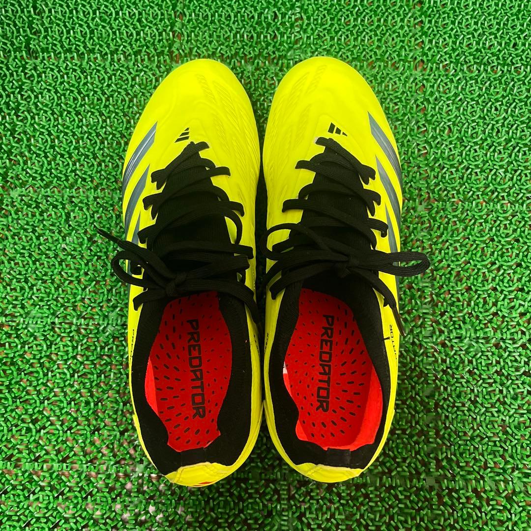 アディダス サッカースパイク プレデター PRO HG/AG