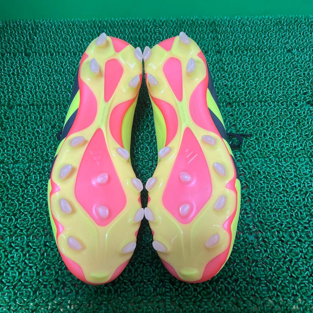アディダス サッカースパイク プレデター PRO HG/AG