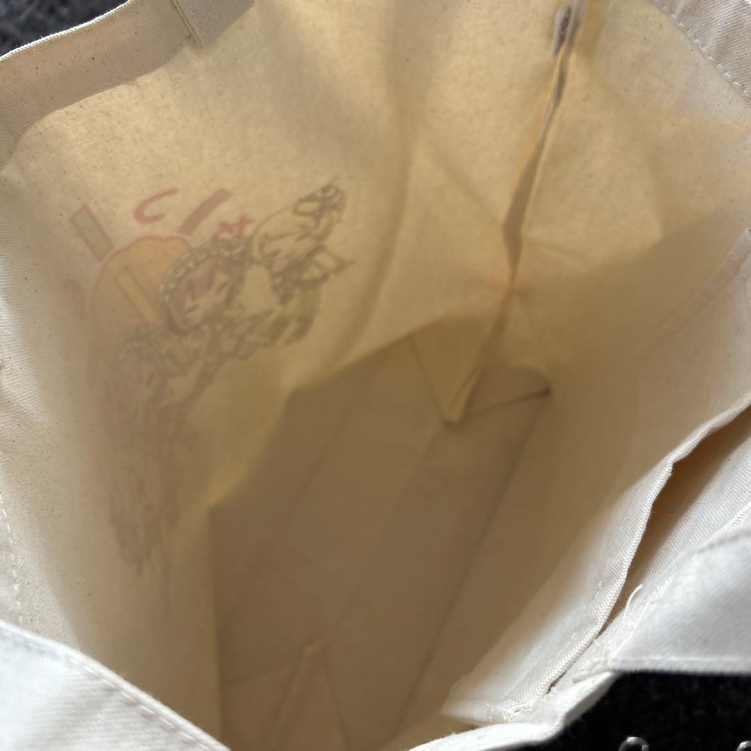 6時のおやつ　グッズ　缶バッジ　キーホルダー　チェキ　バックなど