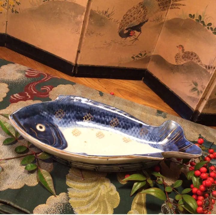 A584 古伊万里　元禄　染付　金彩　鯛皿　変形魚皿　　　1客