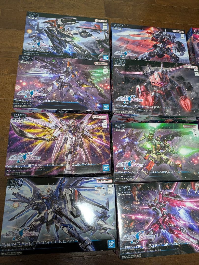 ガンプラ11個セット　ガンダムSEEDフリーダム+レールガン4個