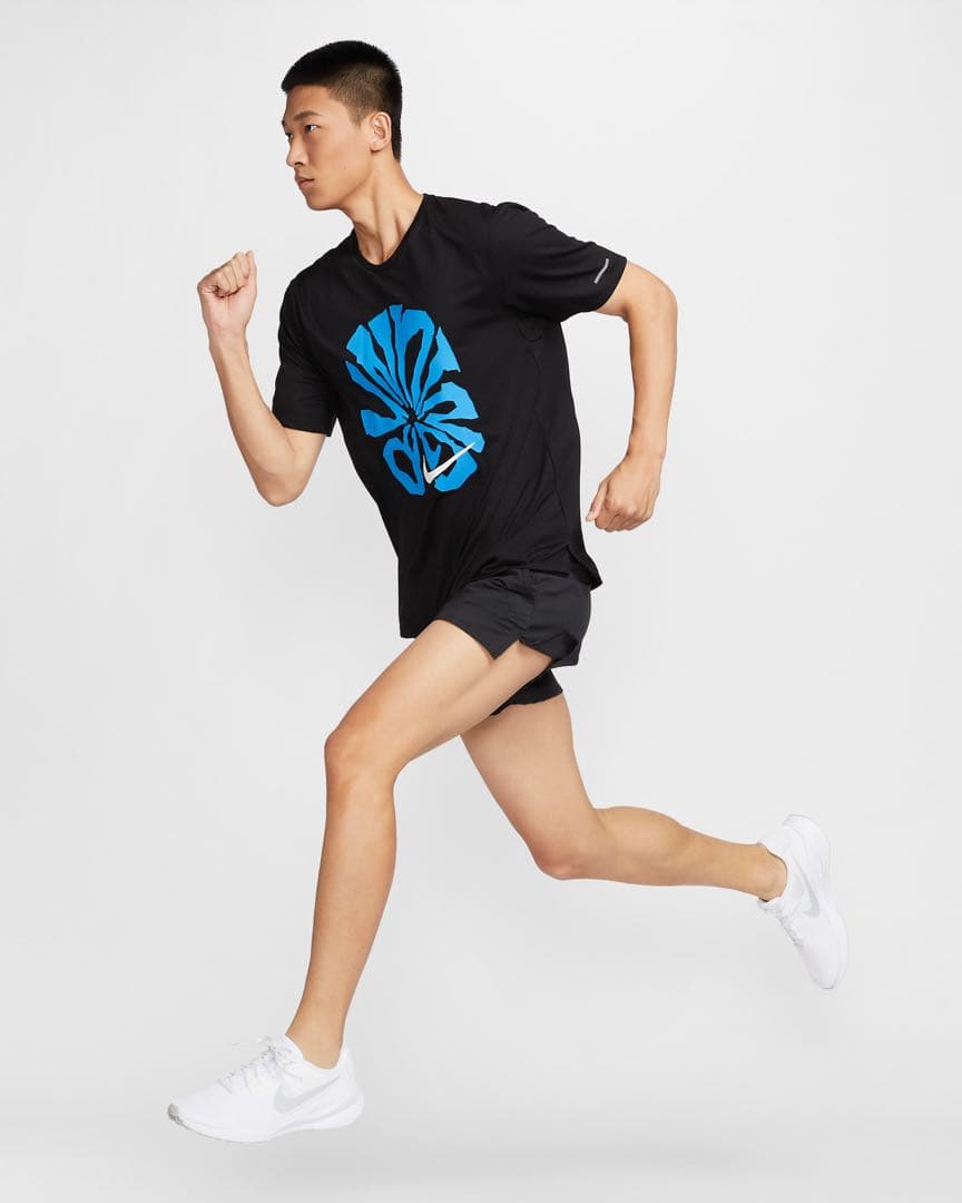 S 新品 ナイキ ランニング Tシャツ 半袖 ストライド ショートパンツ 上下