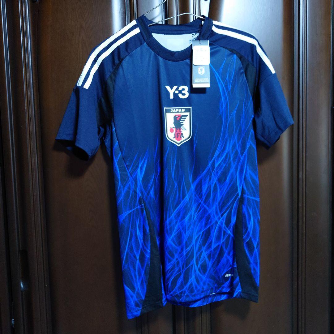 サッカー日本代表 2024-25 ホームレプリカ ユニフォーム：ファイアロゴ入り