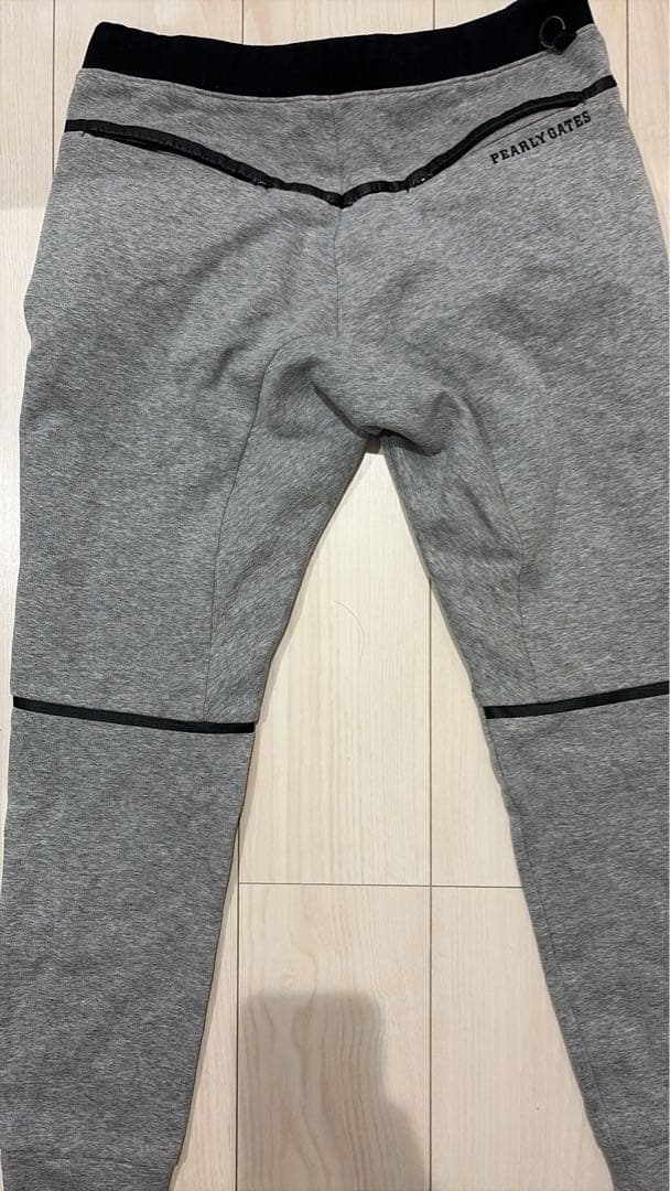 パーリーゲイツサイズ5グレー スリムフィットパンツ ジッパーポケット付き