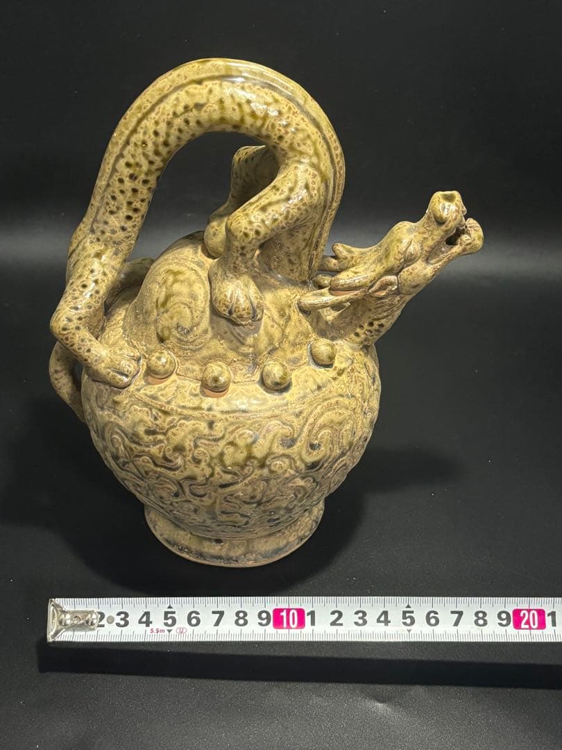 中国　ドラゴン持ち手の陶器壺