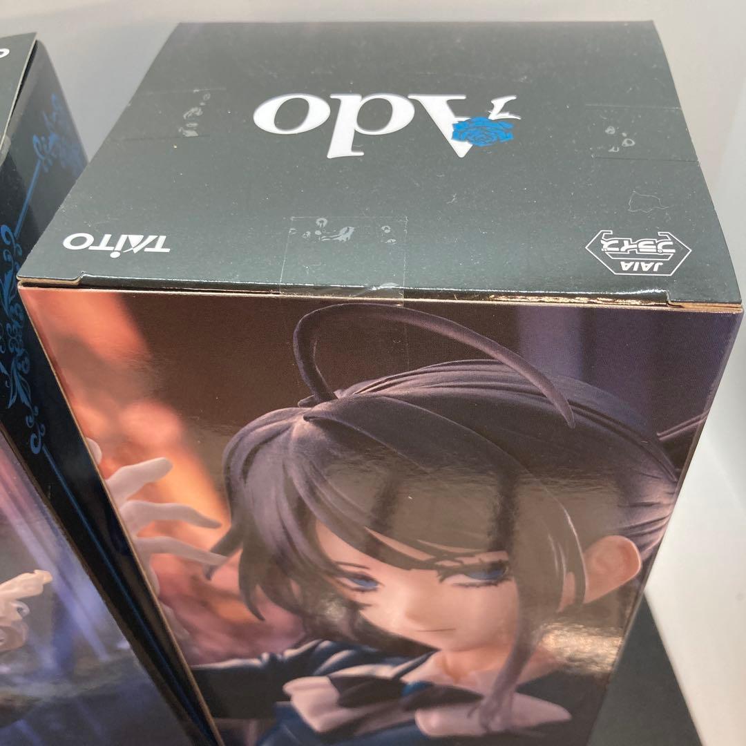 Ado フィギュア Winter ver. 2体セット　とステッカー5枚