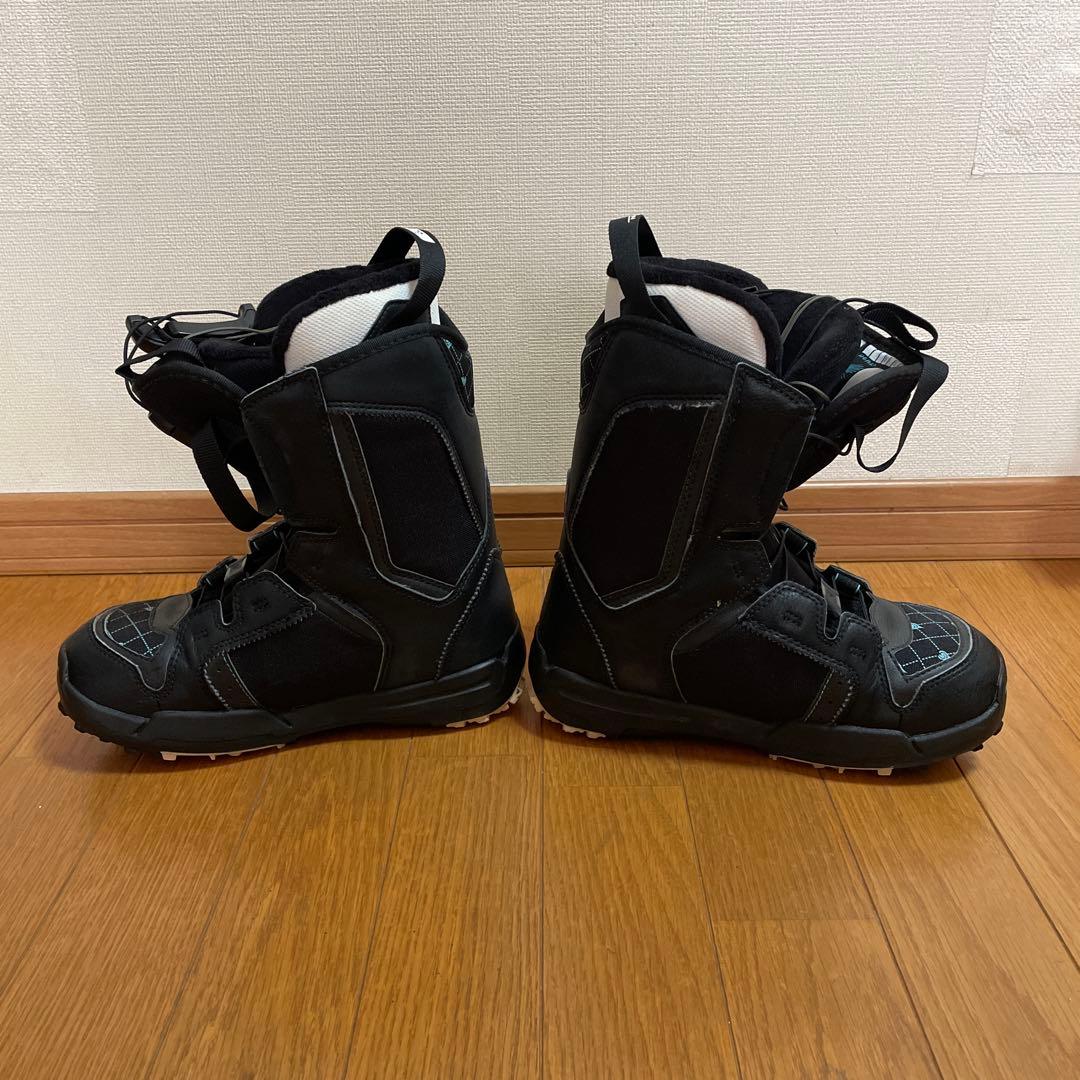SALOMON 女性用スノーボードブーツ ブラック