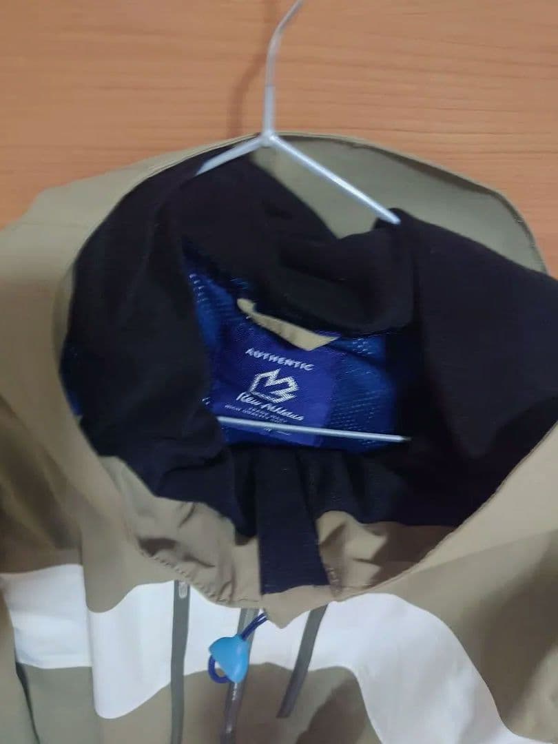 rew THE STRIDER JKT 19 カーキ/ホワイト