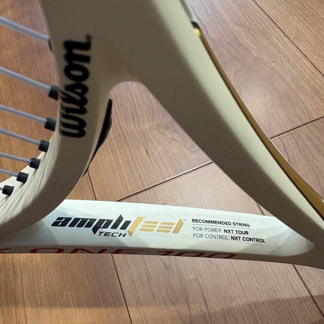 ラケット(硬式用) Wilson Pro Staff six one 100