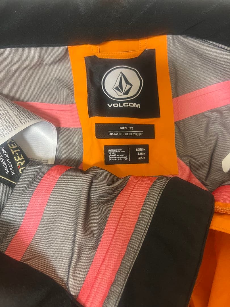 美品Volcom gore-Tex GPTウェア　パンツ　Mサイズ